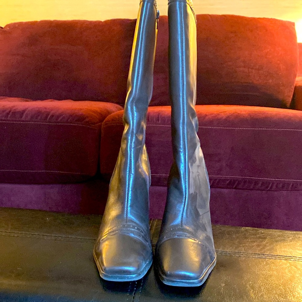 Naturallizer Boots